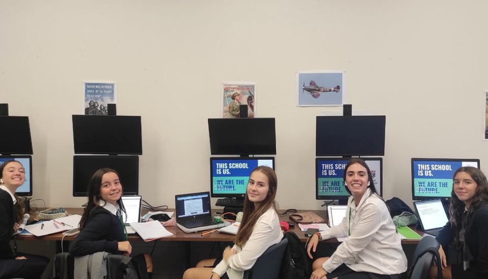 Photo 6028599281771988679 y